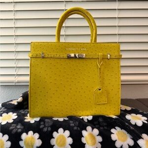 Nathaniel Noir Handbag vegan ostrich leather bag size Jumbo 
Handmade